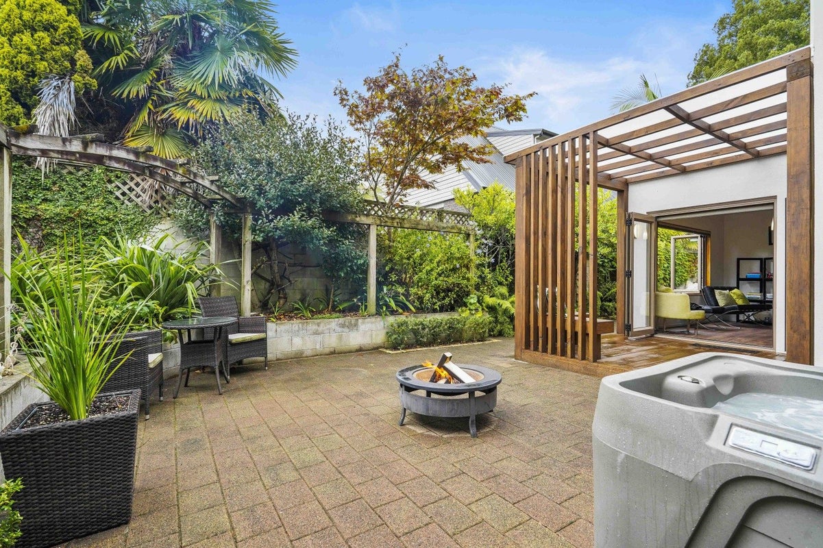 33 Anglesea Street, Hamilton Central, Hamilton - Carousel 2