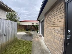 15 Dissmeyer Drive, Clover Park, Auckland - Carousel 13