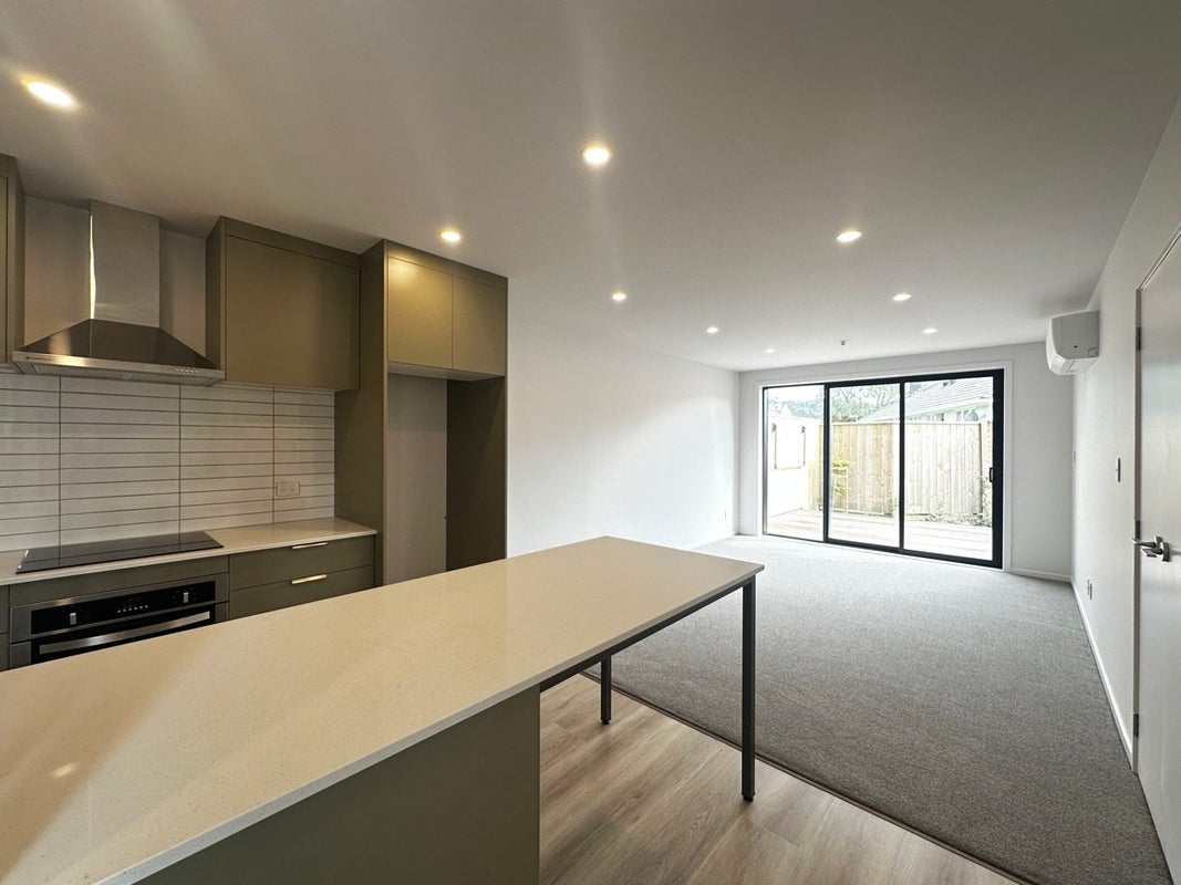 21/7 Johnston Grove, Taita, Lower Hutt - Carousel 2
