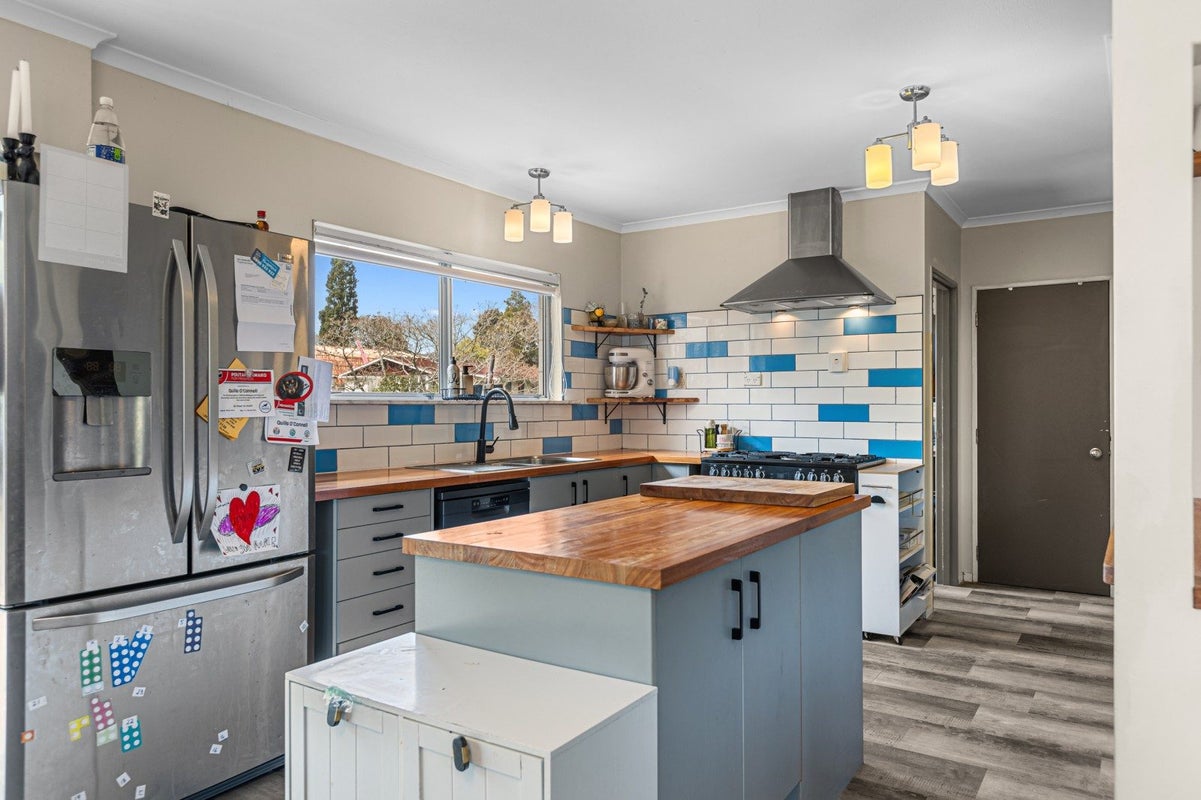 12 Mountbatten Place, Te Puke, Te Puke - Carousel 2