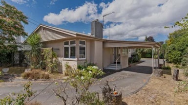 8 Opaki Road, Lansdowne, Masterton - Carousel 1