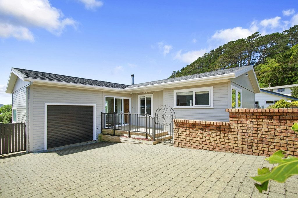7 Glamorgan Street, Northland, Wellington - Carousel 1