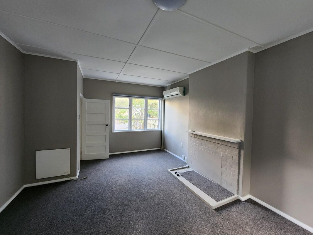 47 Milton Road, Bluff Hill, Napier - Carousel 2