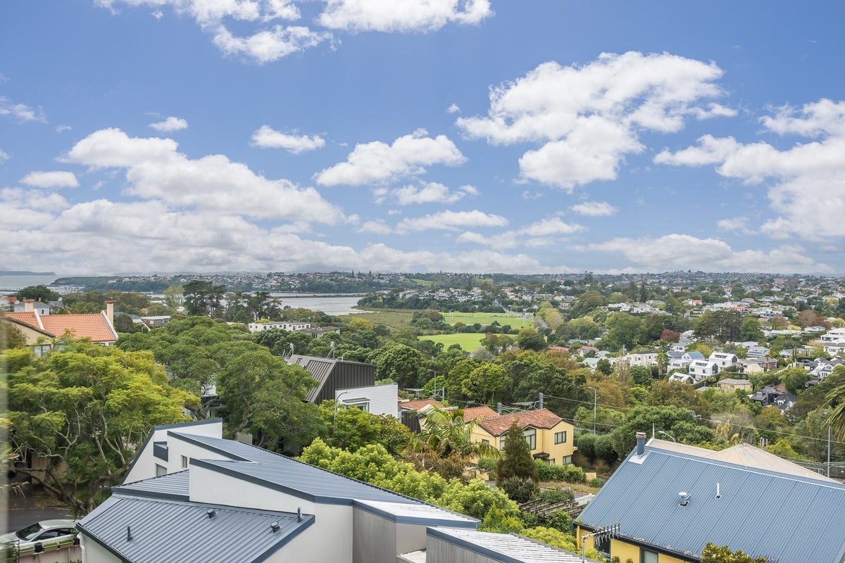 302/9 Sarawia Street, Newmarket, Auckland - Carousel 13
