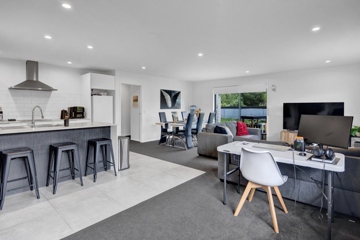 27E Achilles Street, Stratford - Carousel 2