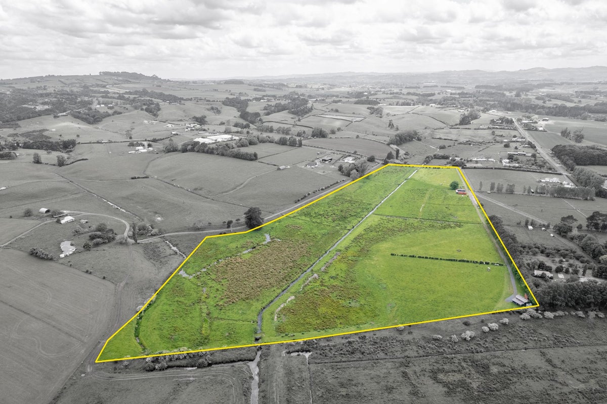 261 Parker Lane, Buckland - Carousel 2