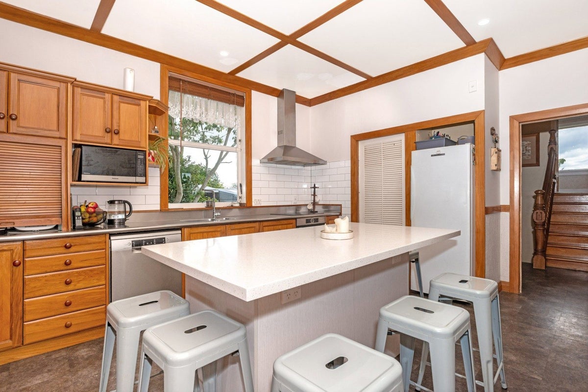 31 Main Road, Makaraka, Gisborne - Carousel 2