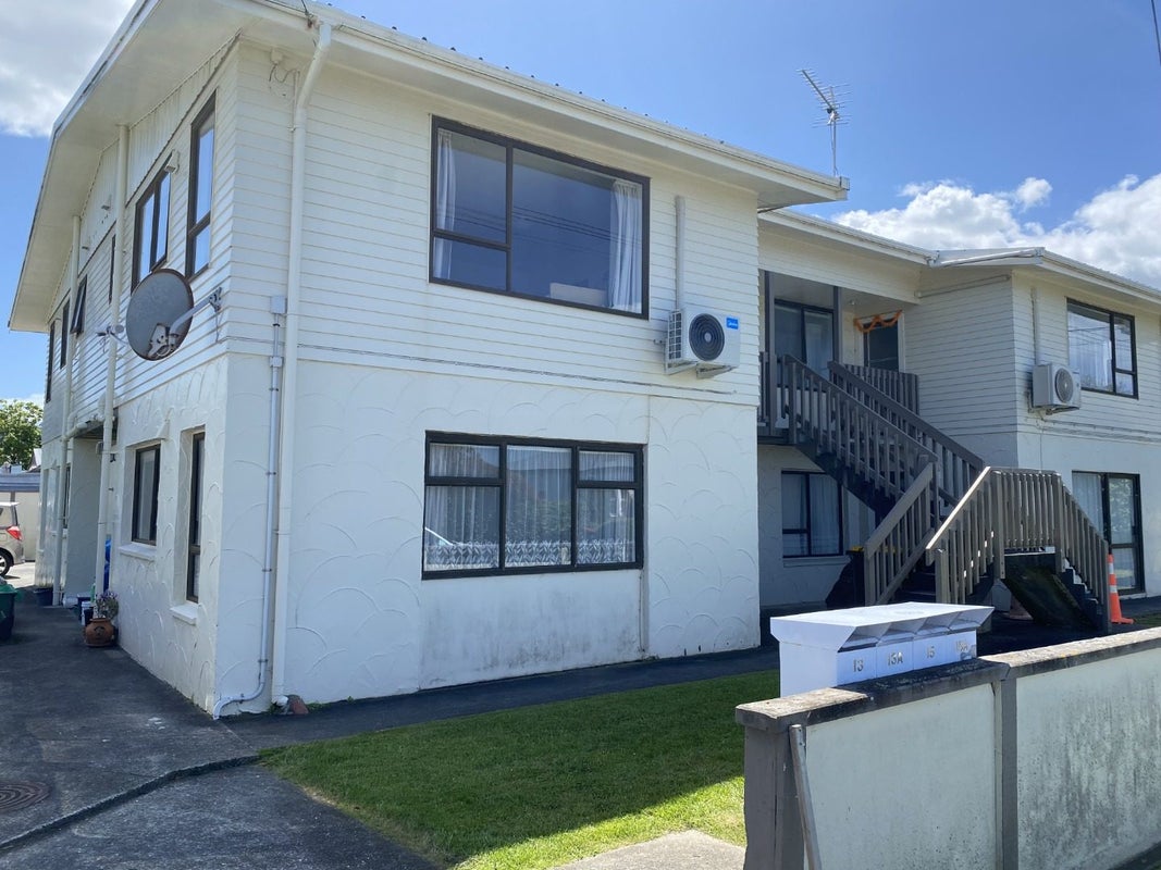 13A Central Terrace, Alicetown, Lower Hutt  - Carousel 1