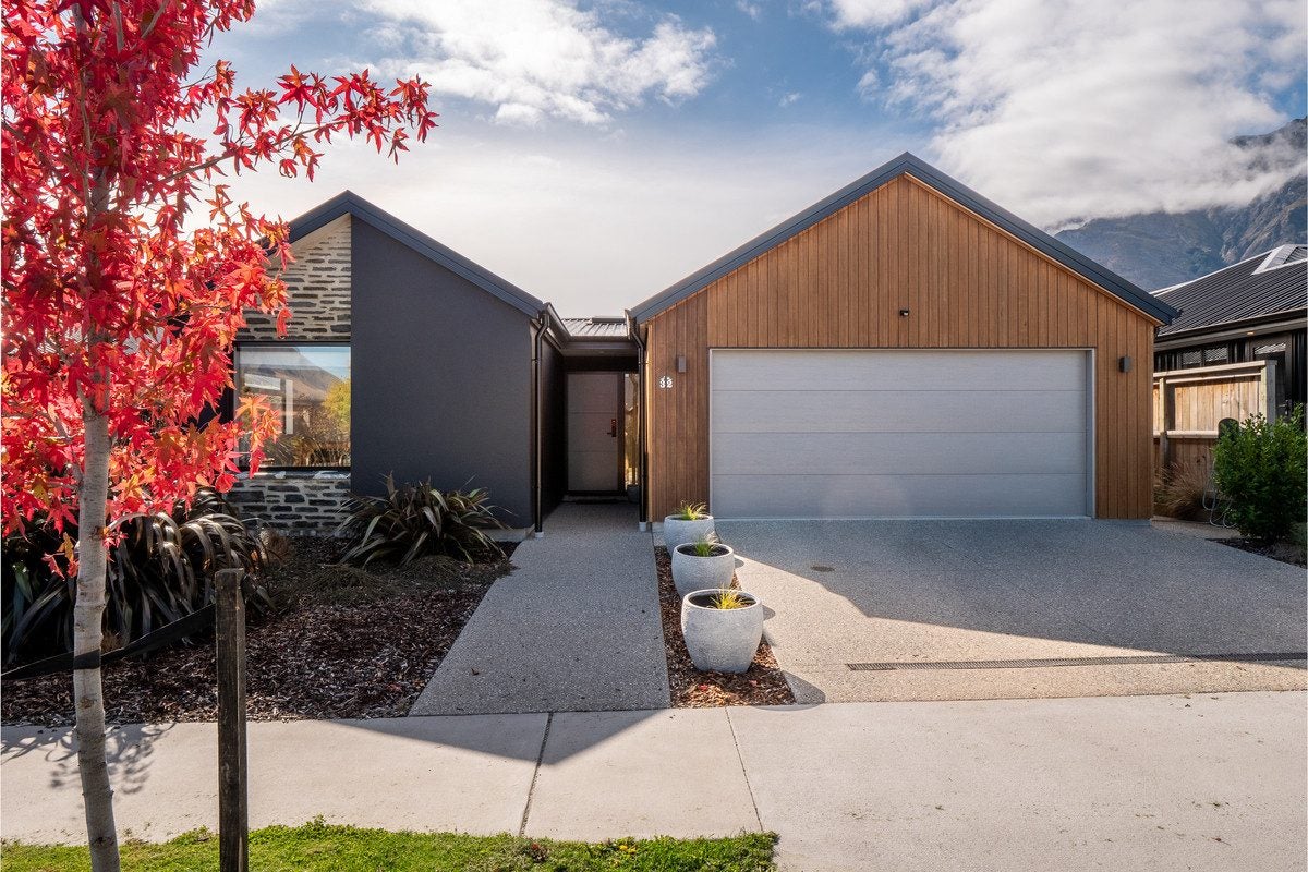 32 Corriedale Road, Jacks Point, Queenstown - Carousel 1