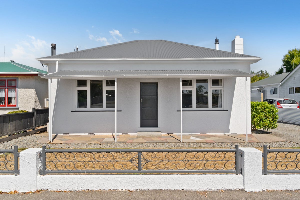 16 Kuripuni Street, Kuripuni, Masterton - Carousel 1