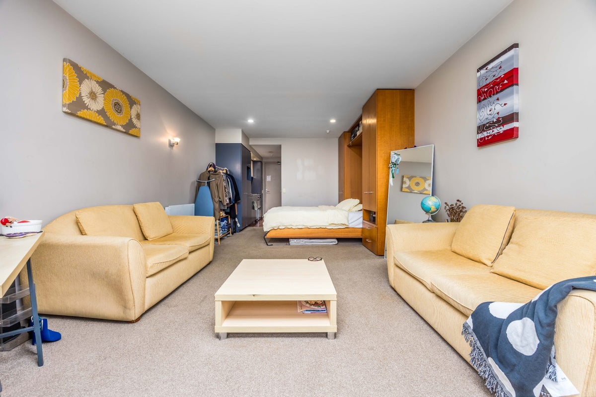 GJ/20 Pakenham Street East, Auckland Central, Auckland - Carousel 2