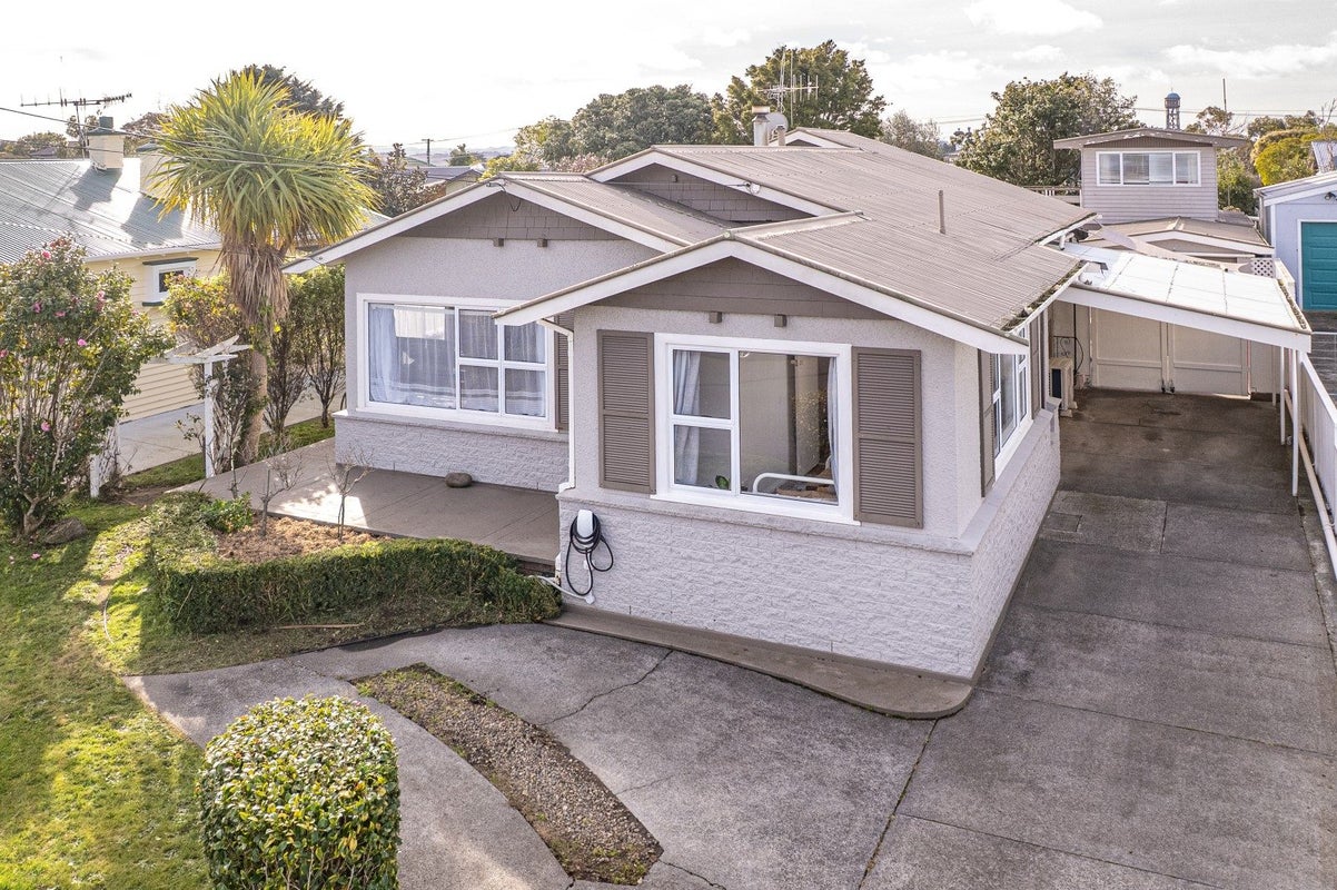 35 Durie Street, Durie Hill, Whanganui - Carousel 1