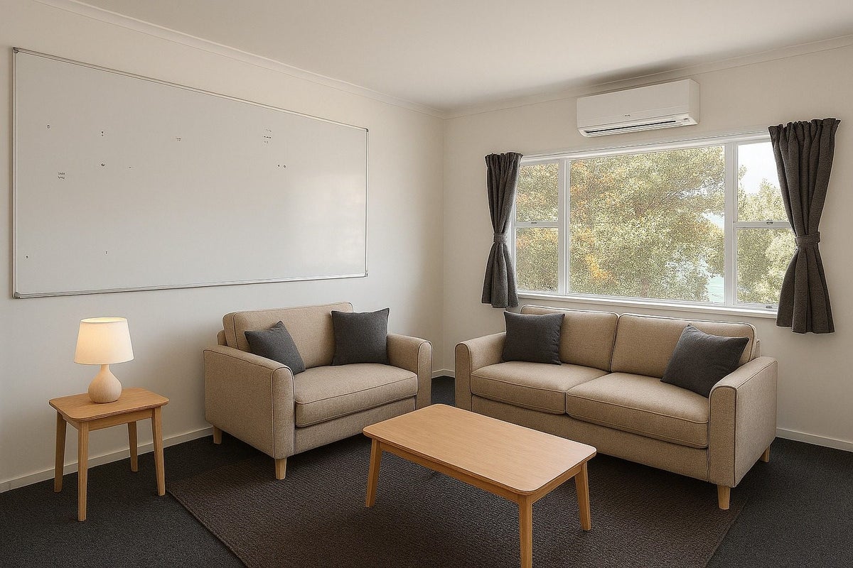 6 Hanson Street, Mount Cook, Wellington - Carousel 2