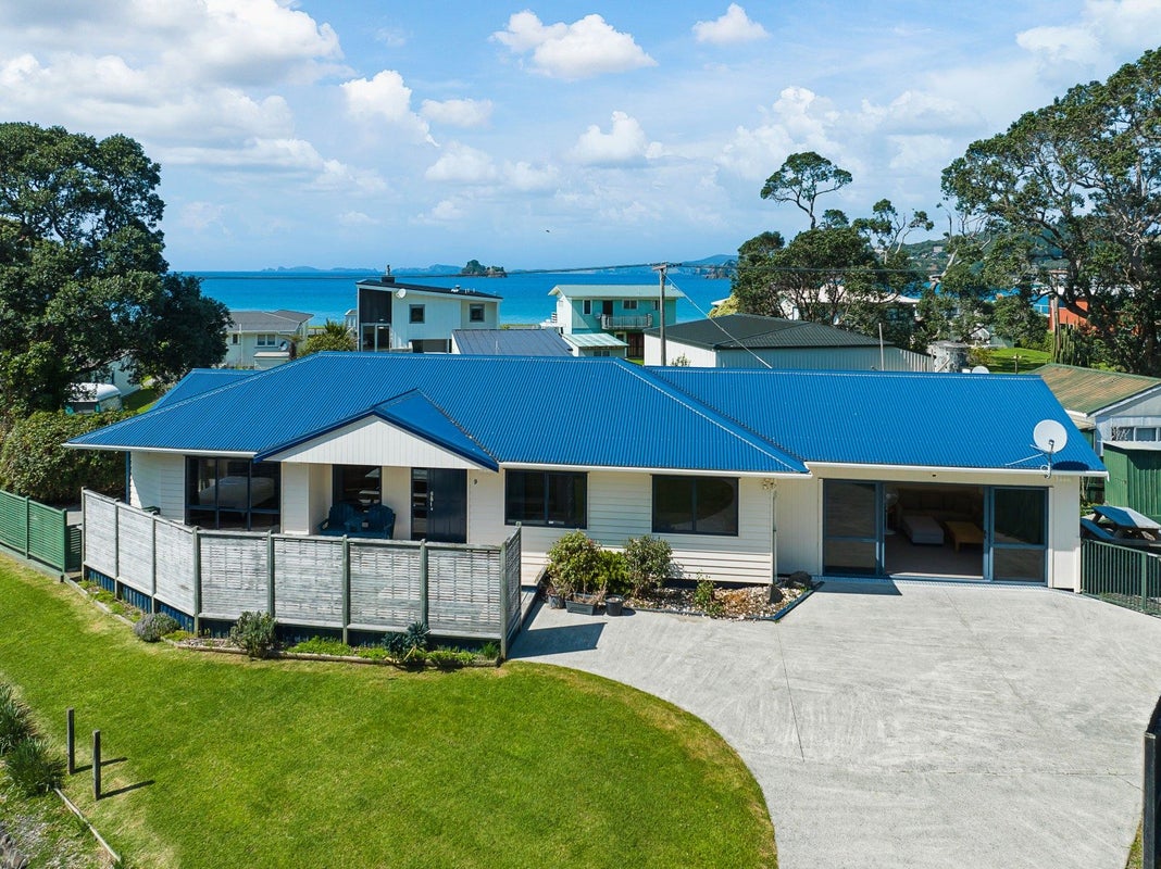9 Motutara Road, Oakura, Hikurangi - Carousel 1