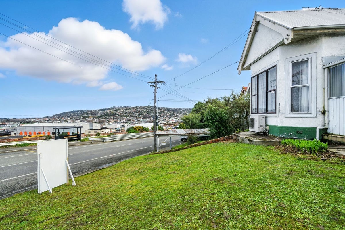 44  South Road, The Glen, Dunedin, Otago - Carousel 2