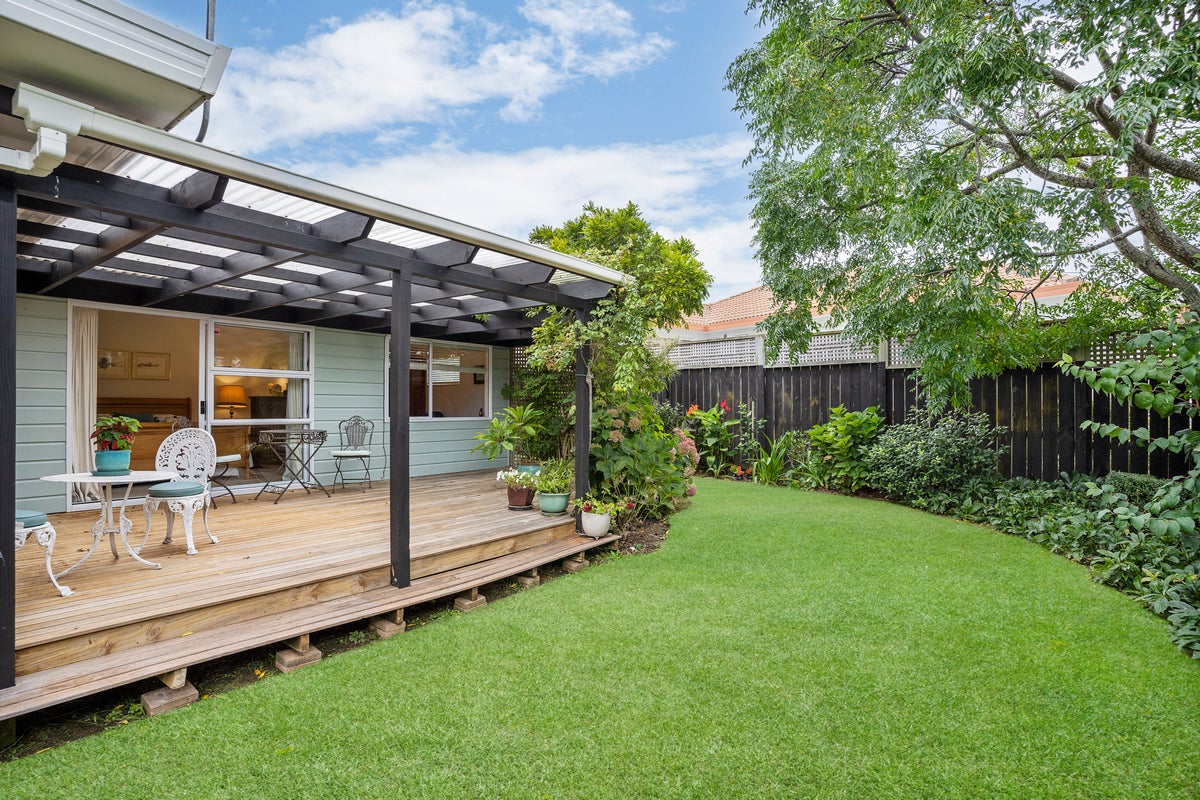 1/52 Clydesdale Avenue, Somerville, Manukau - Carousel 1