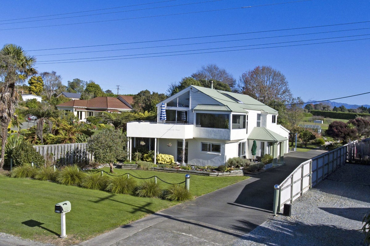14 Cliff Road, Tasman, Upper Moutere - Carousel 2