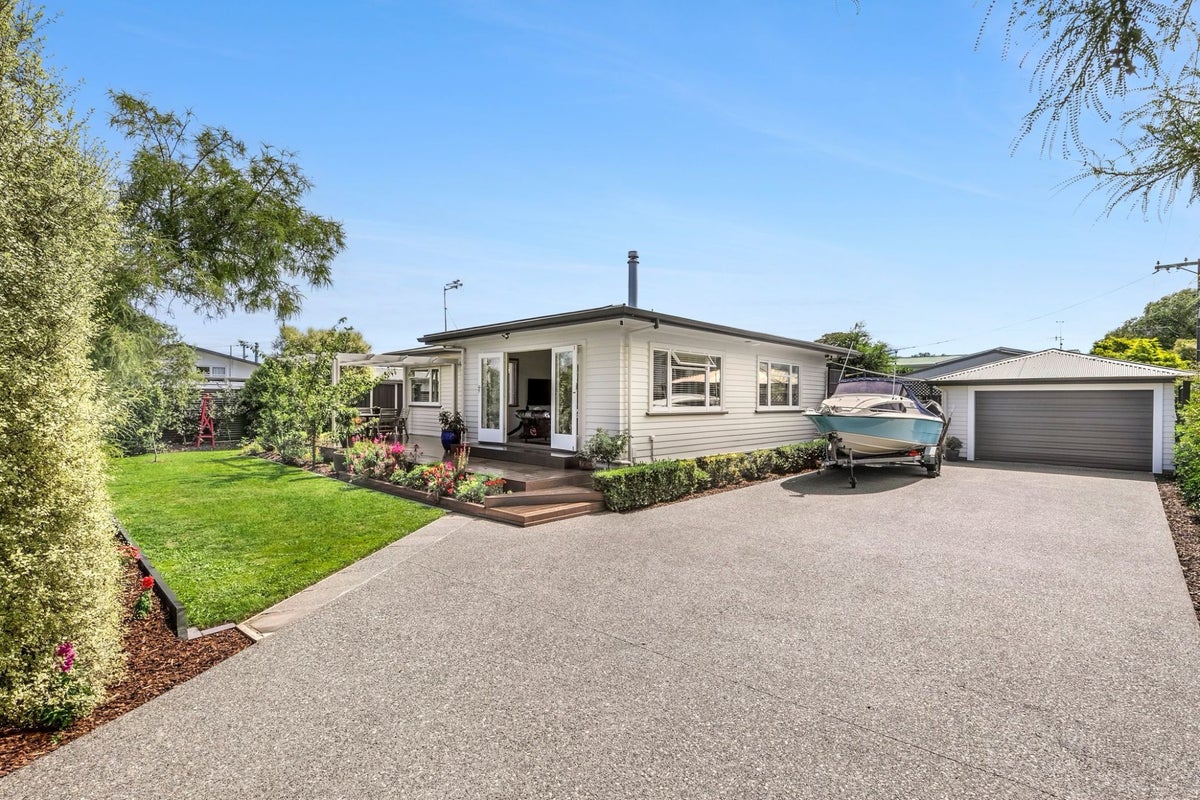 135 Songer Street, Stoke, Nelson - Carousel 1