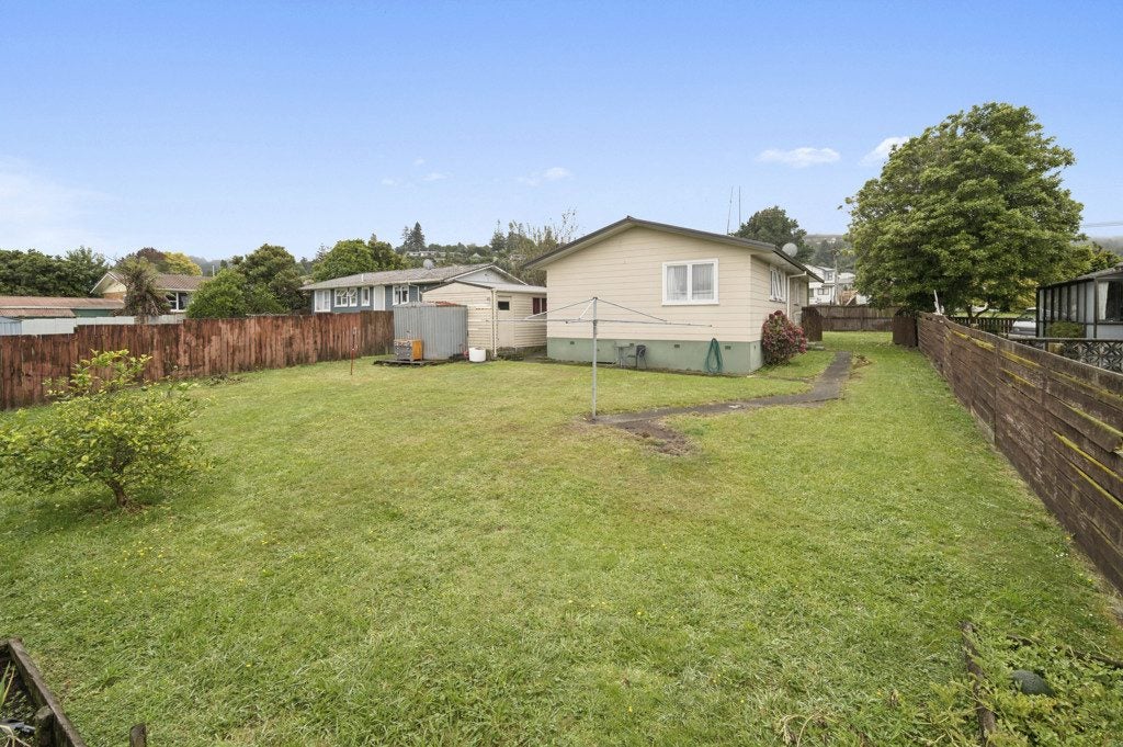 286 Clayton Road, Pukehangi, Rotorua, Bay Of Plenty - Carousel 2