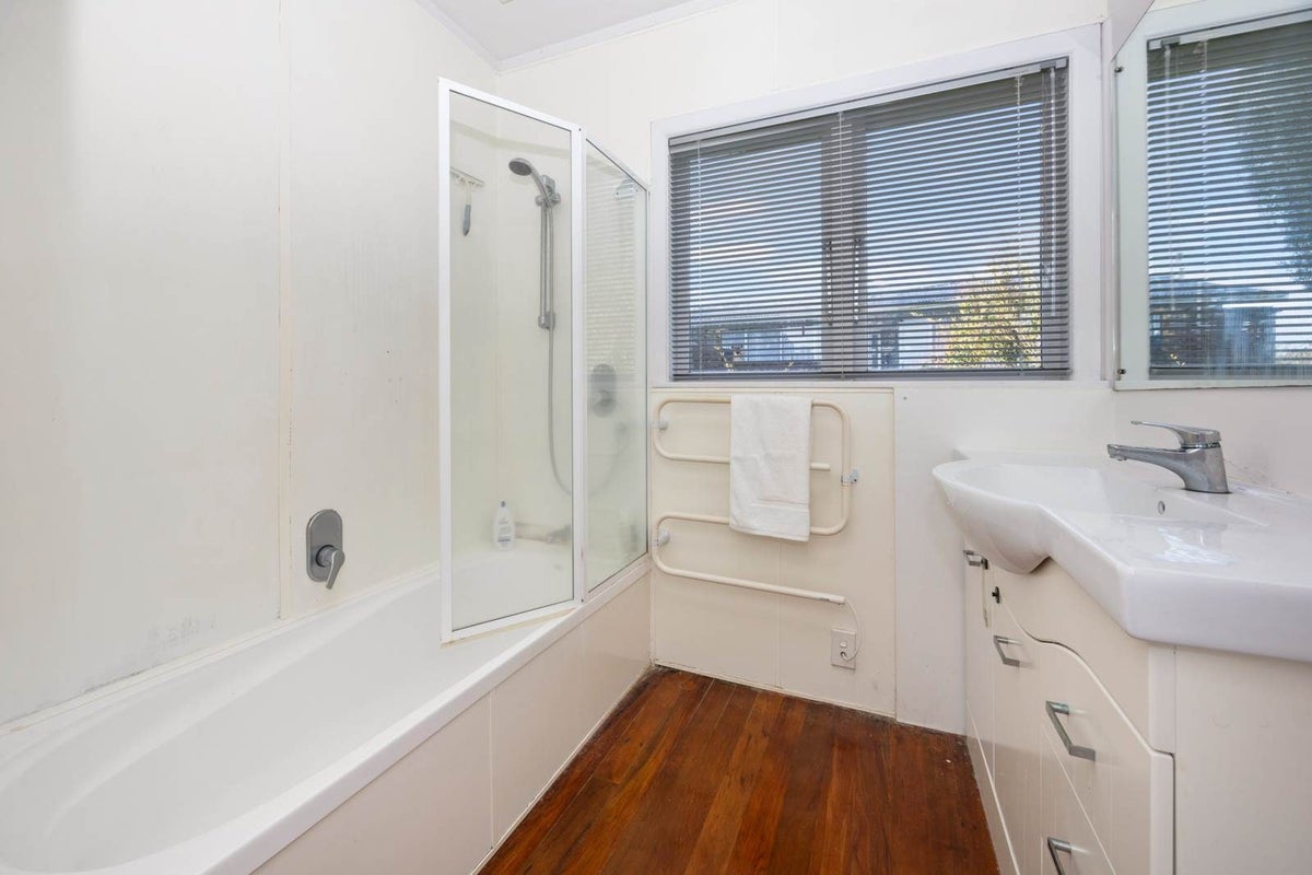 17 Vandeleur Avenue, Birkdale, Auckland - Carousel 10