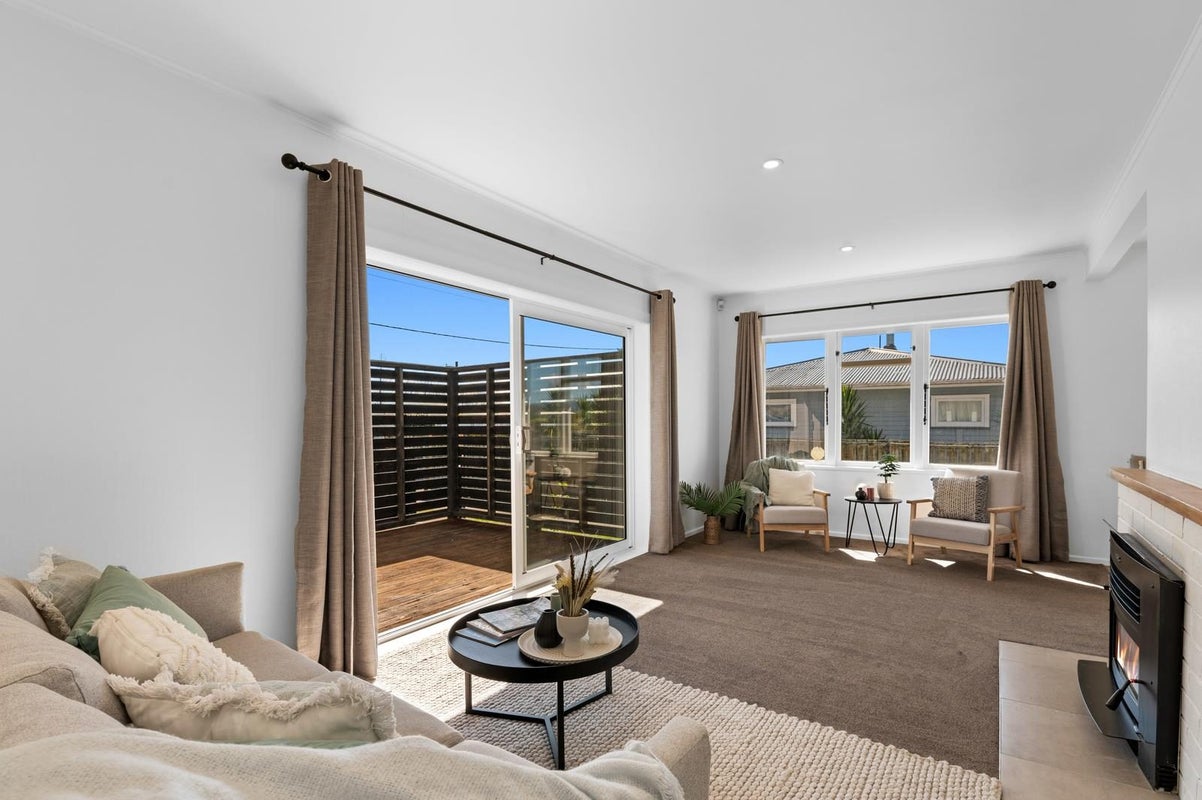8 Fairview Road, Western Heights, Rotorua - Carousel 2