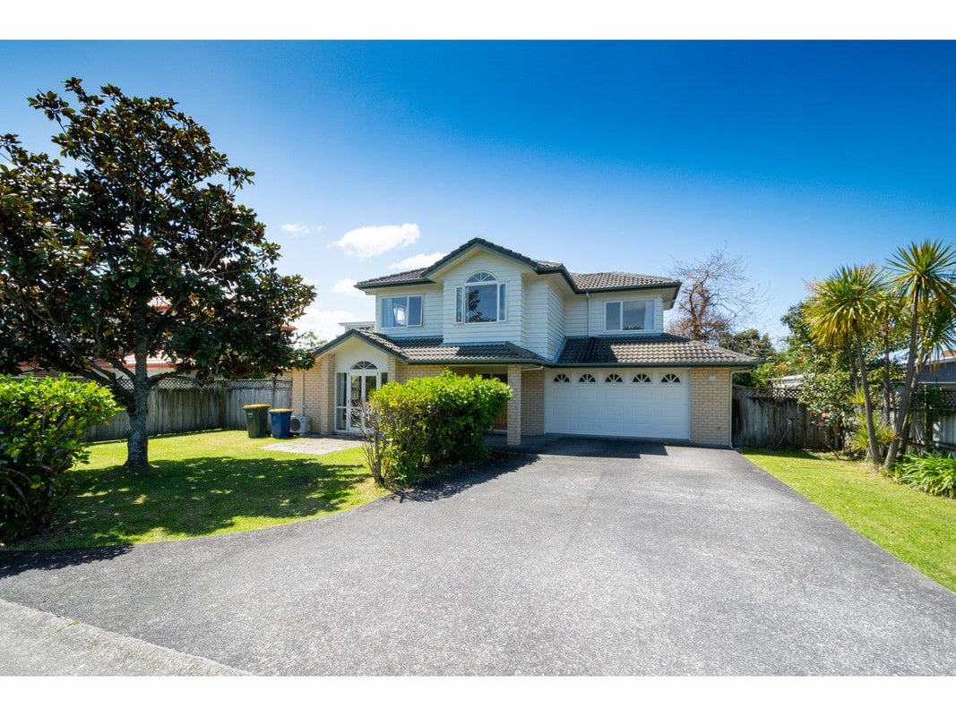 27A Swanson Road, Henderson, Auckland - Carousel 1