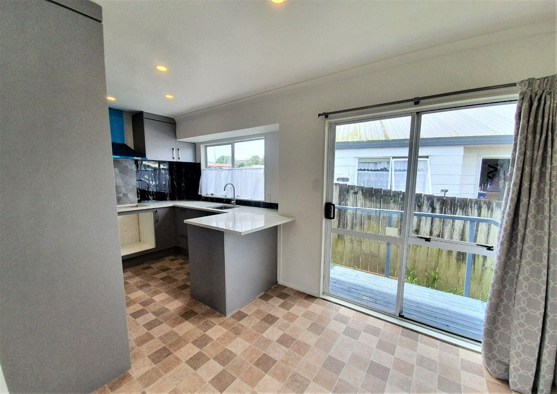 2/43 Solveig Pl, Randwick Park, Manukau - Carousel 2