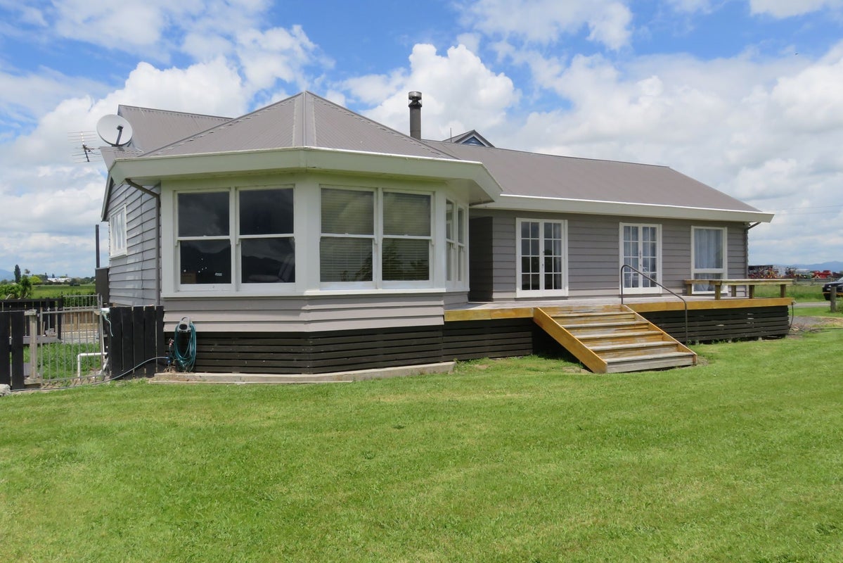 625 Hauraki Road, Thames - Carousel 1