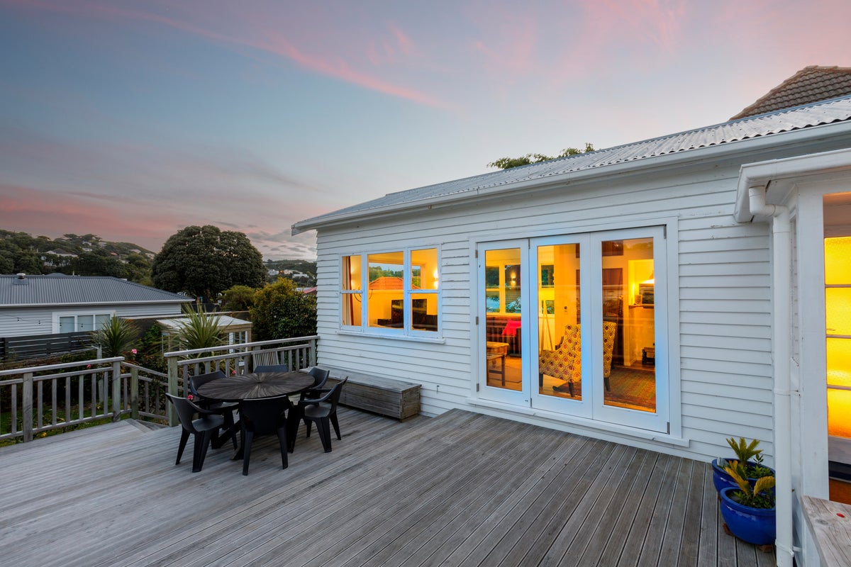 520 Broadway, Strathmore Park, Wellington - Carousel 28