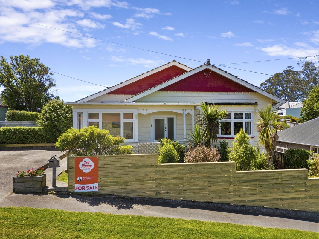 6 Burns Street, Port Chalmers, Dunedin - Carousel 1