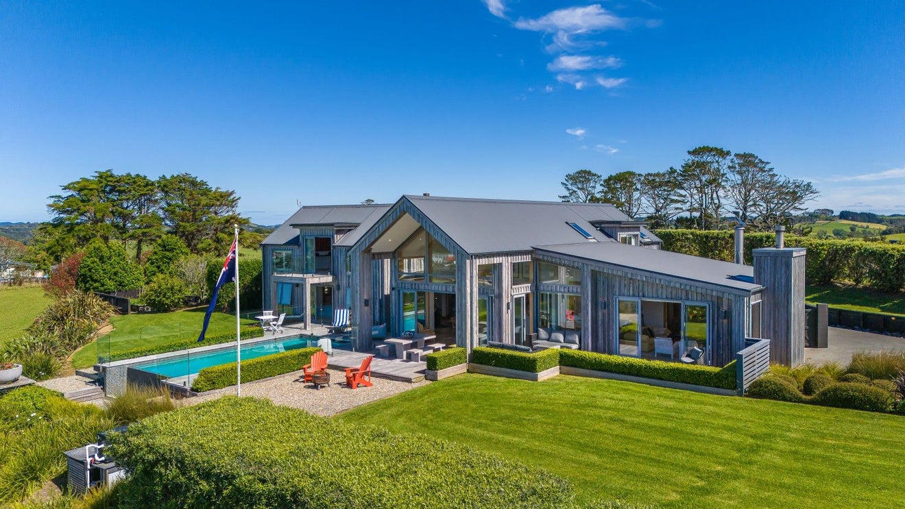 11 Tamahunga Drive, Matakana, Matakana - Carousel 1