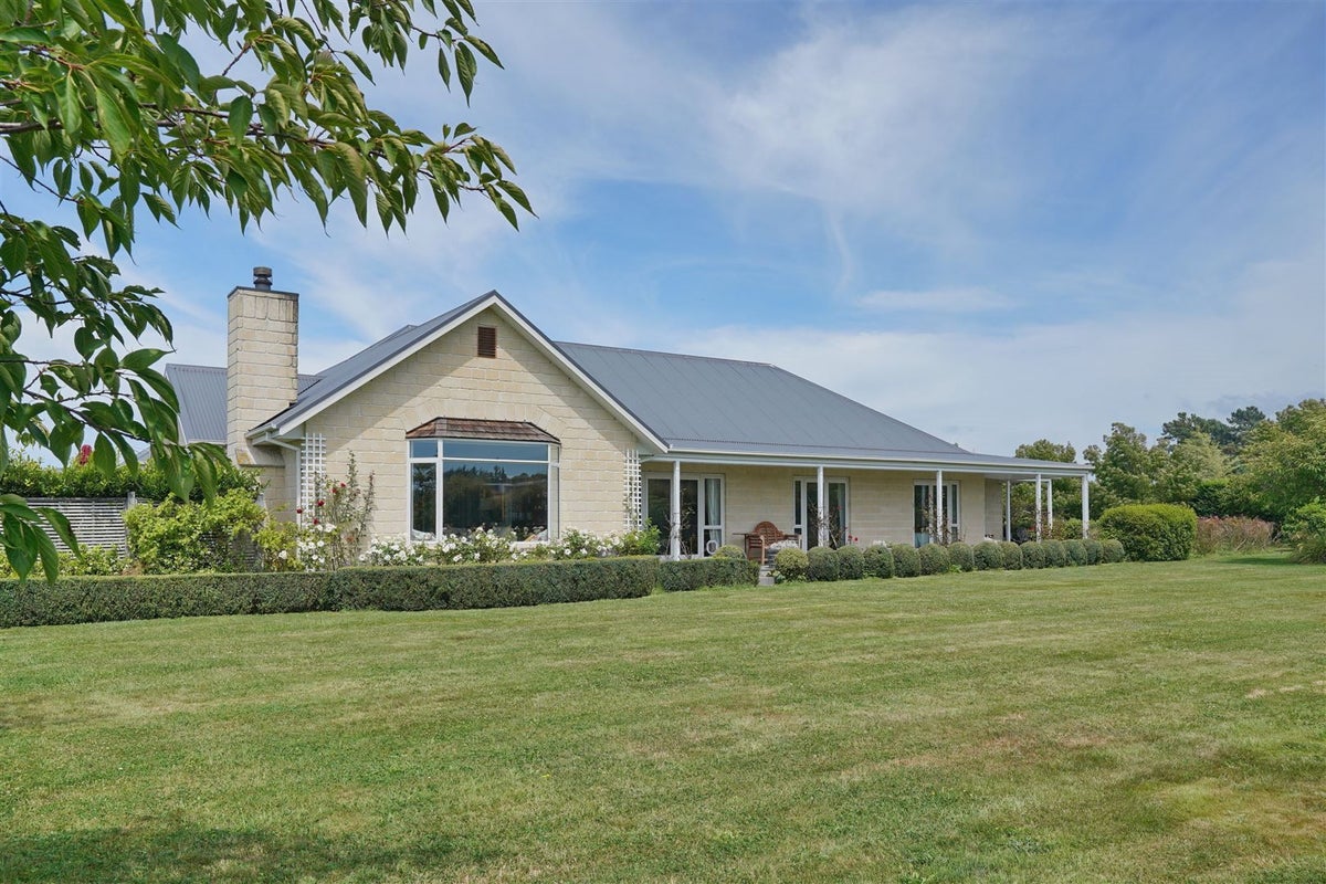 280 Stokes Road, Balcairn, Amberley - Carousel 1