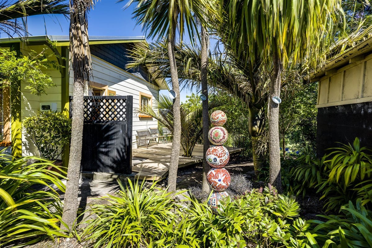 1 Lawrence Road, Hospital Hill, Napier - Carousel 2
