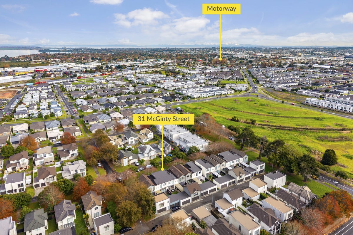 31 McGinty Street, Takanini, Auckland - Carousel 24