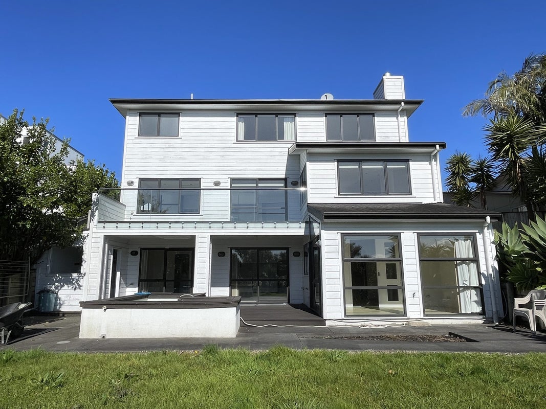 114 Kittiwake Drive, Schnapper Rock, Auckland - Carousel 1