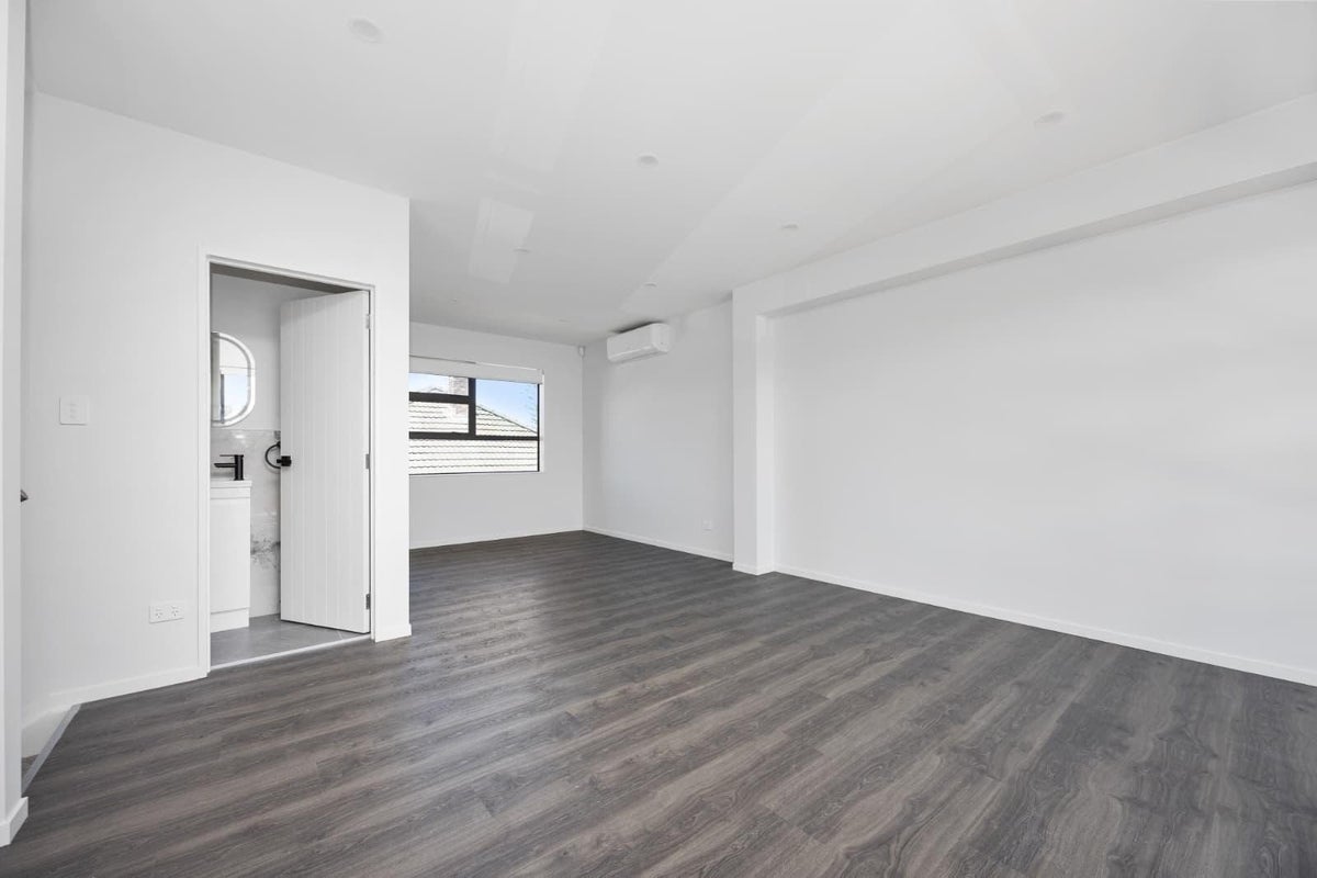 3/3153 Great North Road, New Lynn, Auckland - Carousel 2