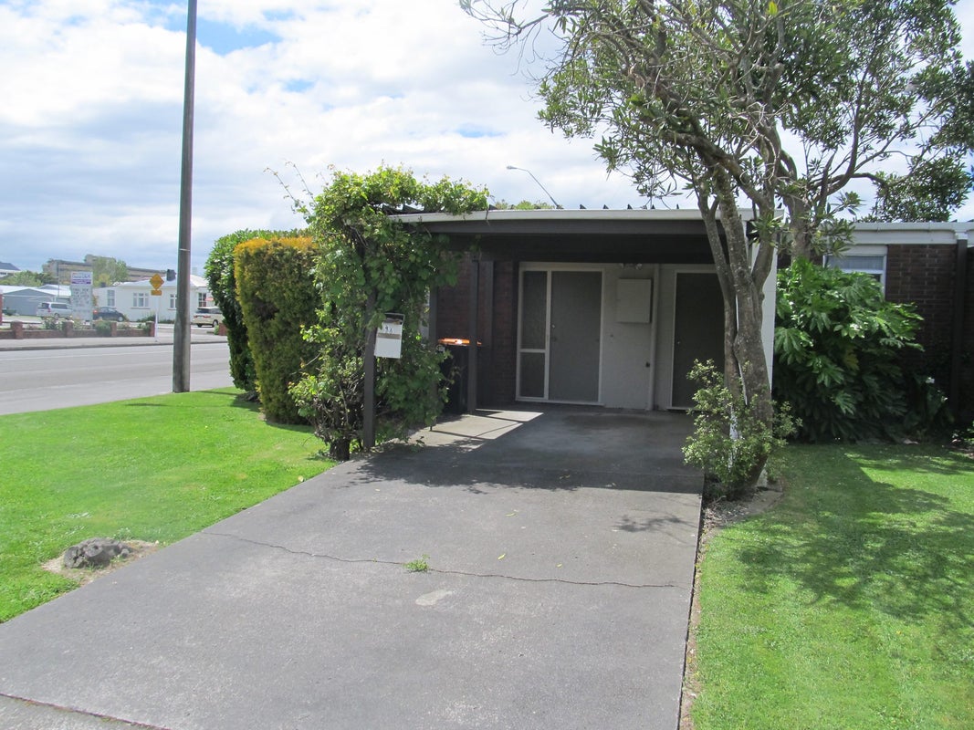 1A Hereford Street, West End, Palmerston North - Carousel 1