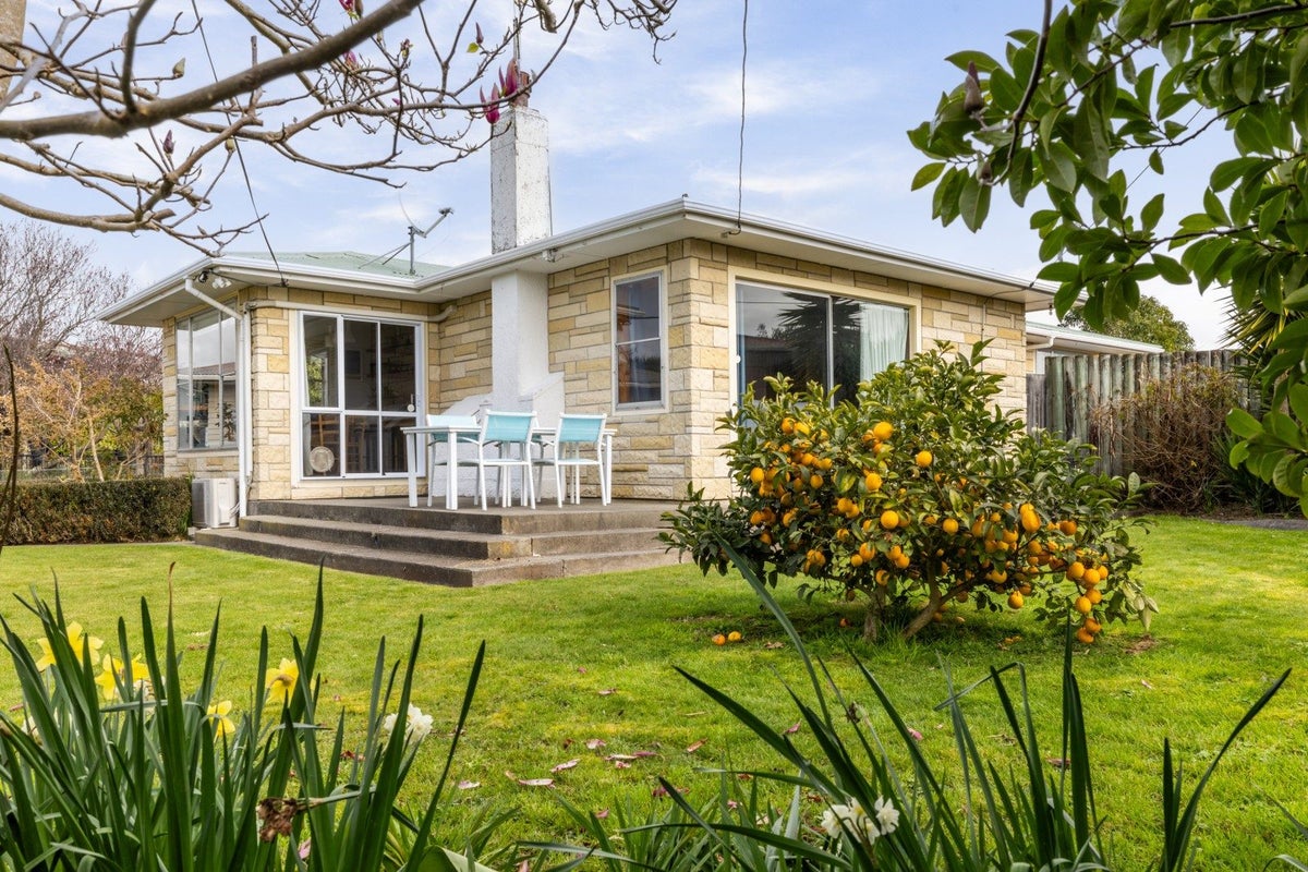 32 Hyla Road, Haumoana, Haumoana - Carousel 2