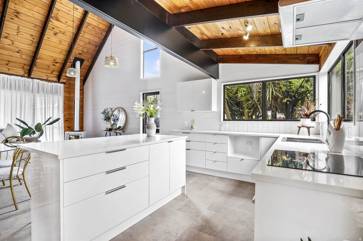 37A Collins Road, Melville, Hamilton - Carousel 1