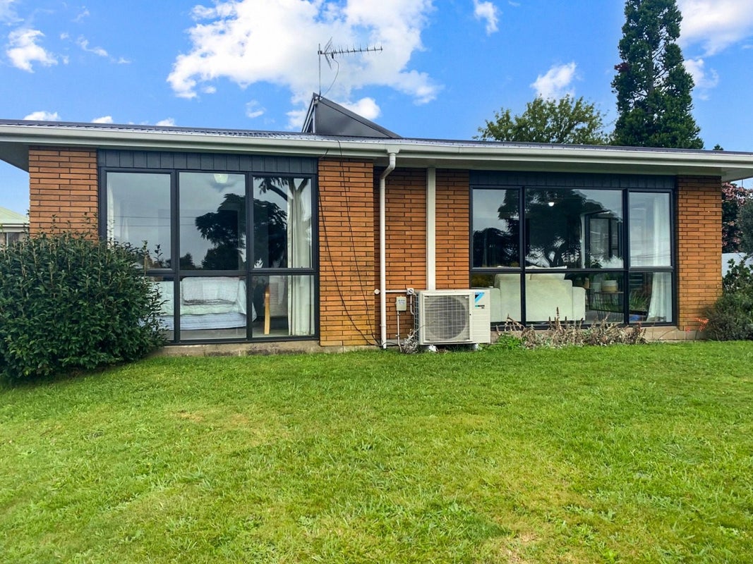 1/42 Young Street, Te Awamutu, Te Awamutu - Carousel 1
