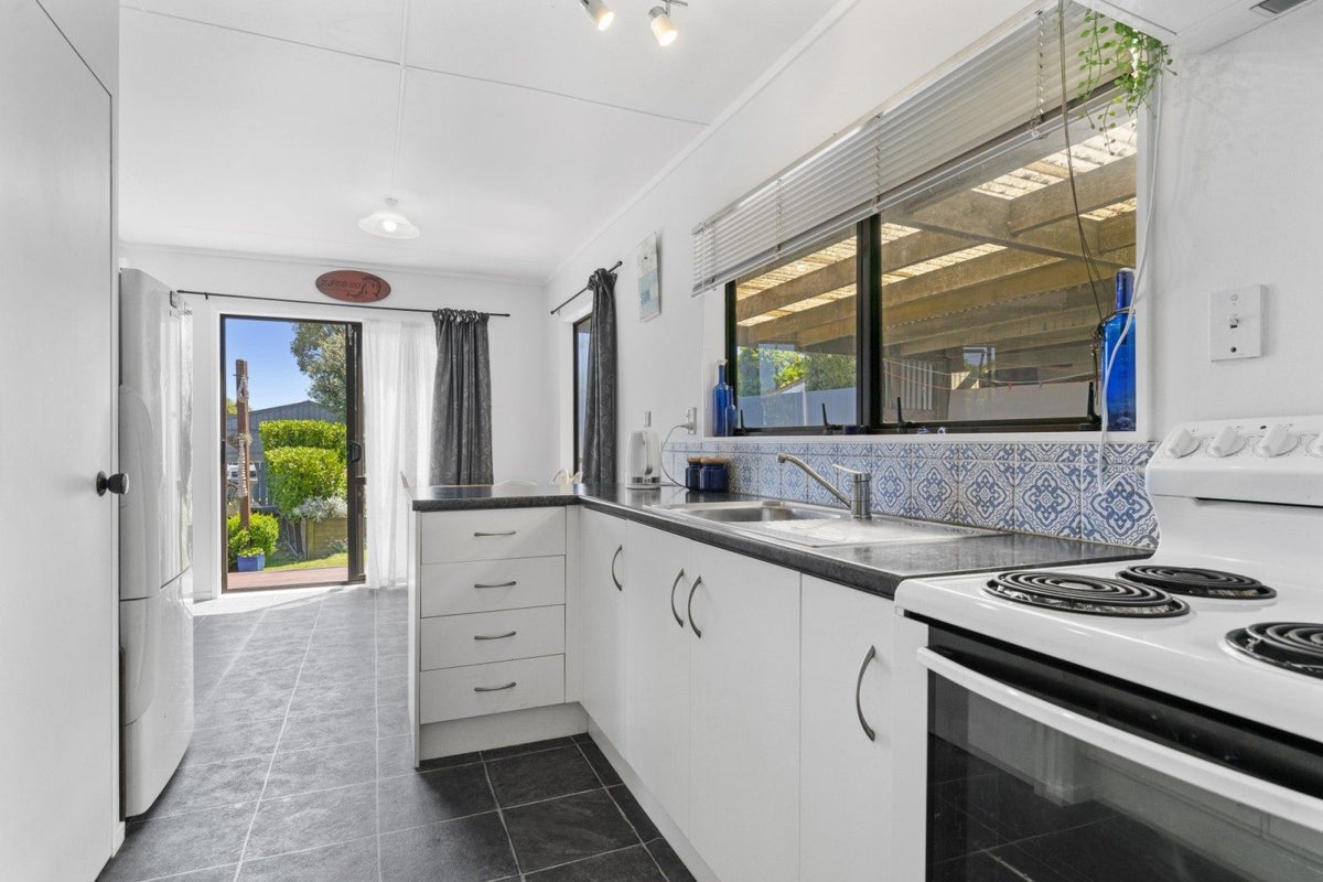 48 Spencer Avenue, Maketu, Te Puke - Carousel 2
