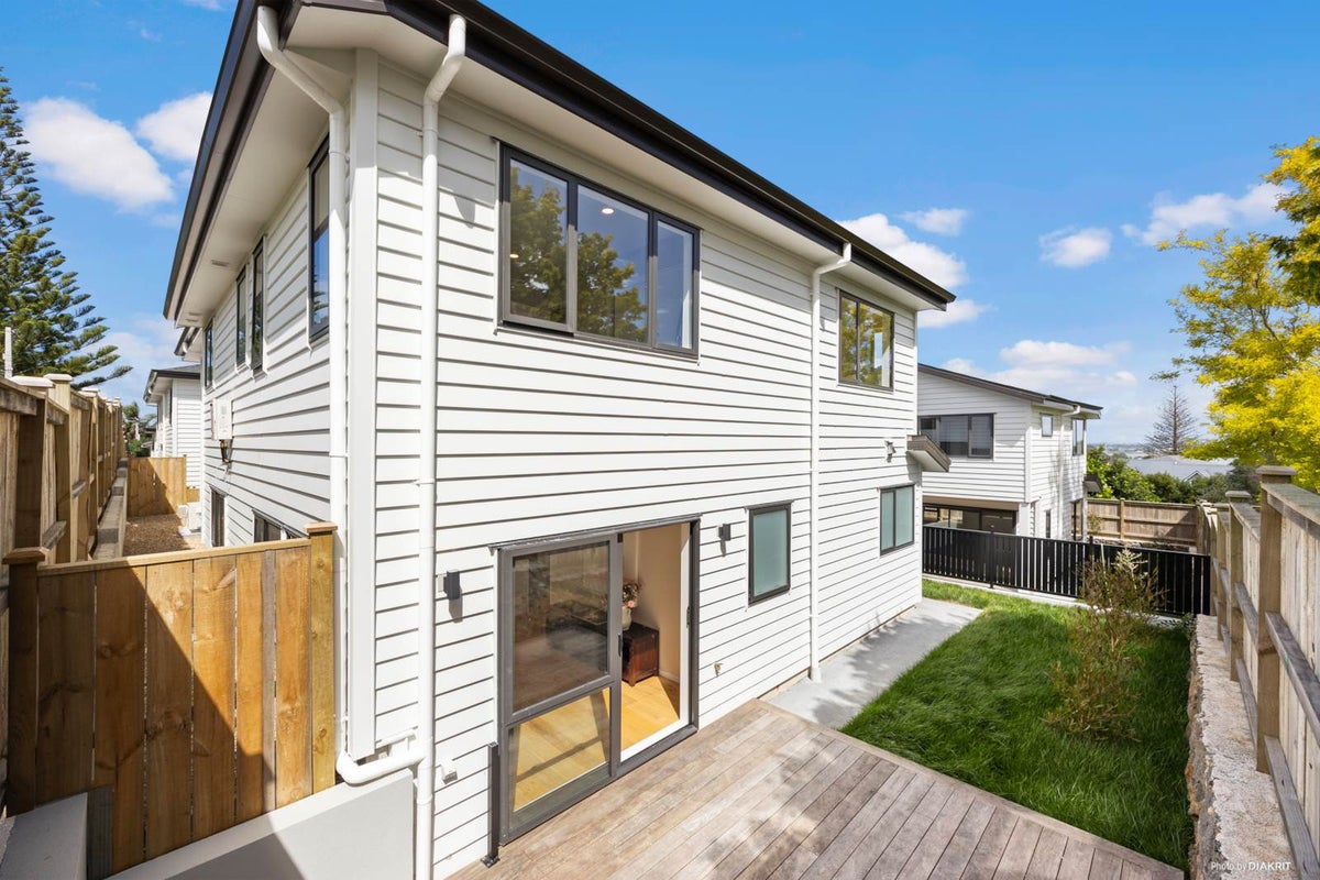 34D Athens Road, Onehunga, Auckland - Carousel 2