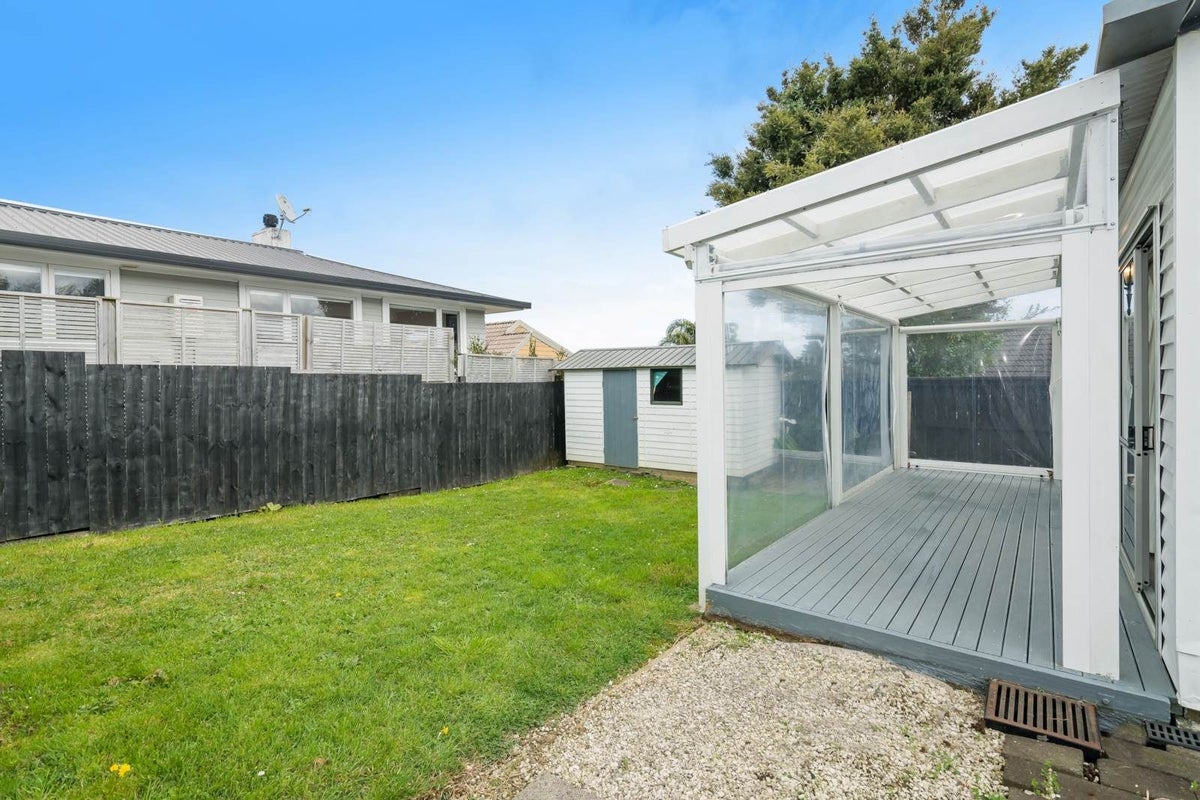 18 Webb Place, Forrest Hill, Auckland - Carousel 11