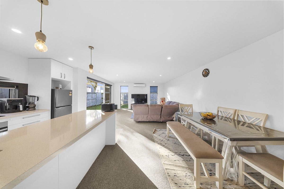 80 Te Wharo Drive, Papamoa, Papamoa - Carousel 2