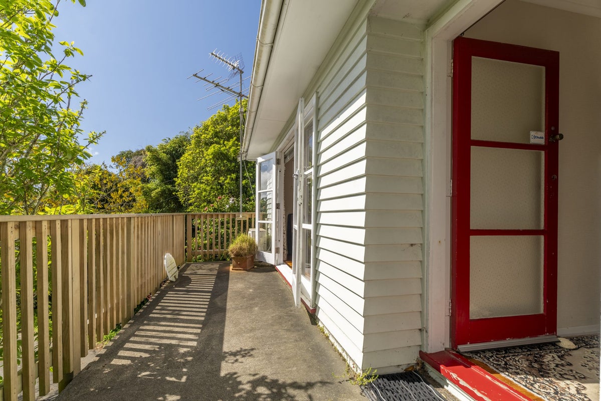 20 Macaulay Street, Johnsonville, Wellington - Carousel 2