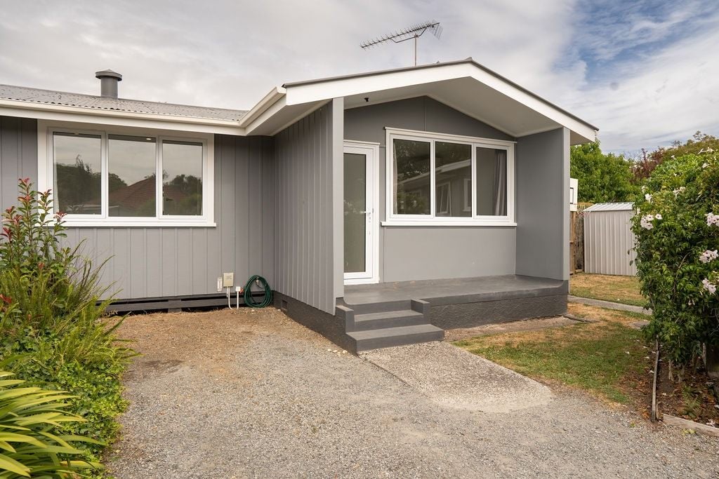45B Jellicoe Drive, Hamilton East, Hamilton - Carousel 1