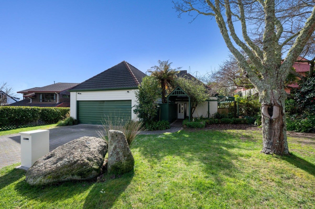 6 Blackmore Drive, Lynmore, Rotorua - Carousel 25