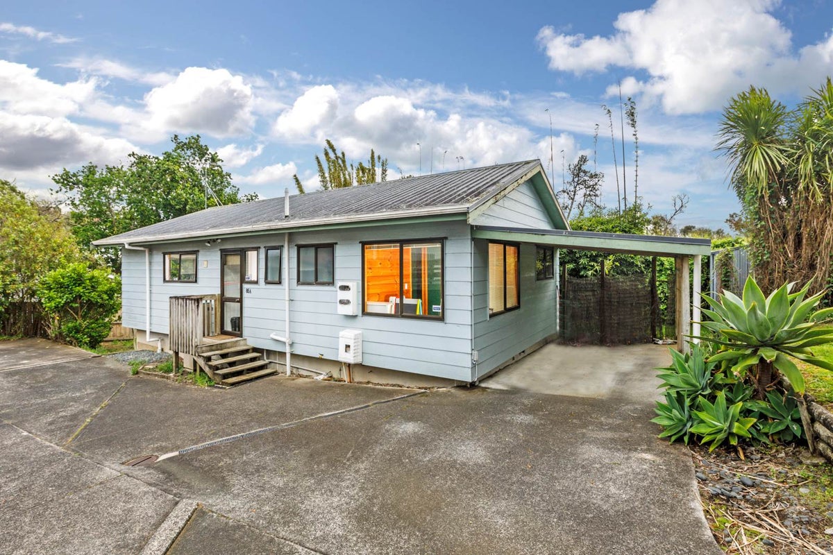 2/85 Awaruku Road, Torbay, Auckland - Carousel 1