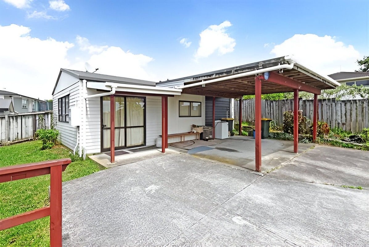 24 Vetori Place, Clover Park, Auckland - Carousel 1