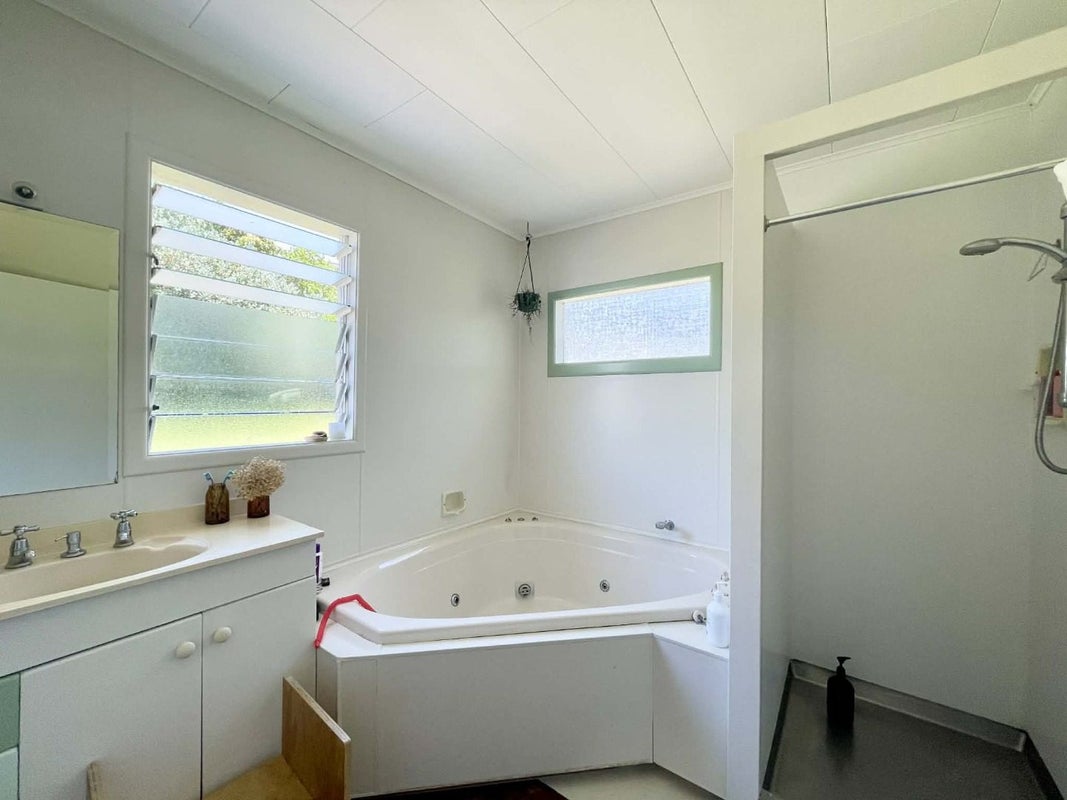9 Lismore Street, Strandon, New Plymouth - Carousel 20